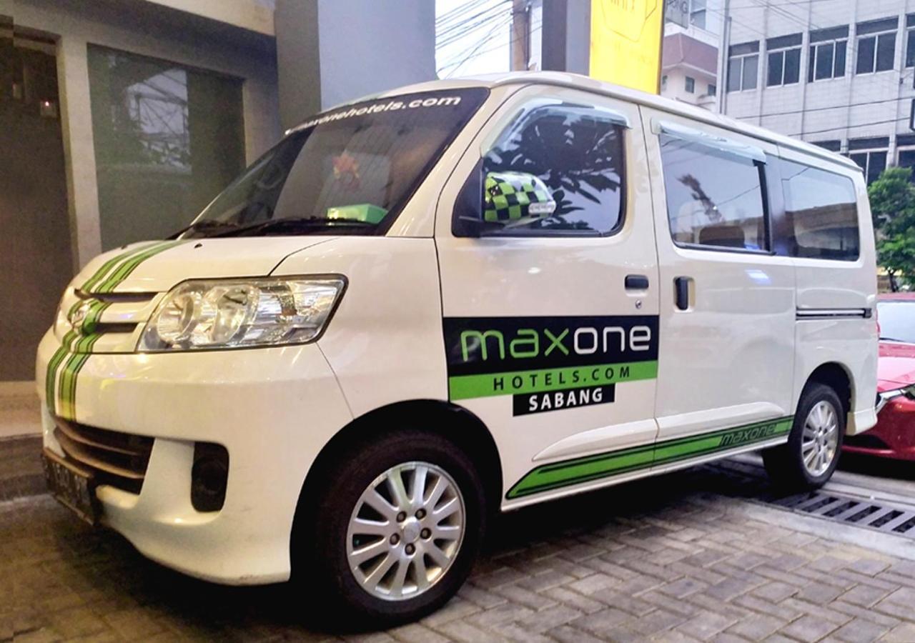 Maxonehotels.Com At Sabang Jakarta Buitenkant foto